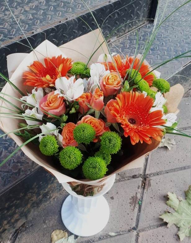 Букет цветов из: Герберы, Хризантемы, Альстромерии и Розы в Советской Ставропольского края