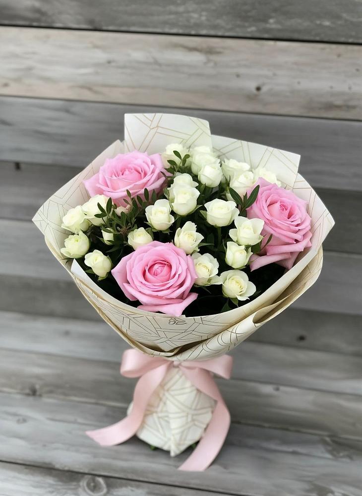 Букет цветов из: Розы в Советской Ставропольского края