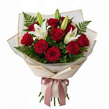 Букет цветов из:  Лилии и Розы #REPLACE_PRED# Советской Ставропольского края