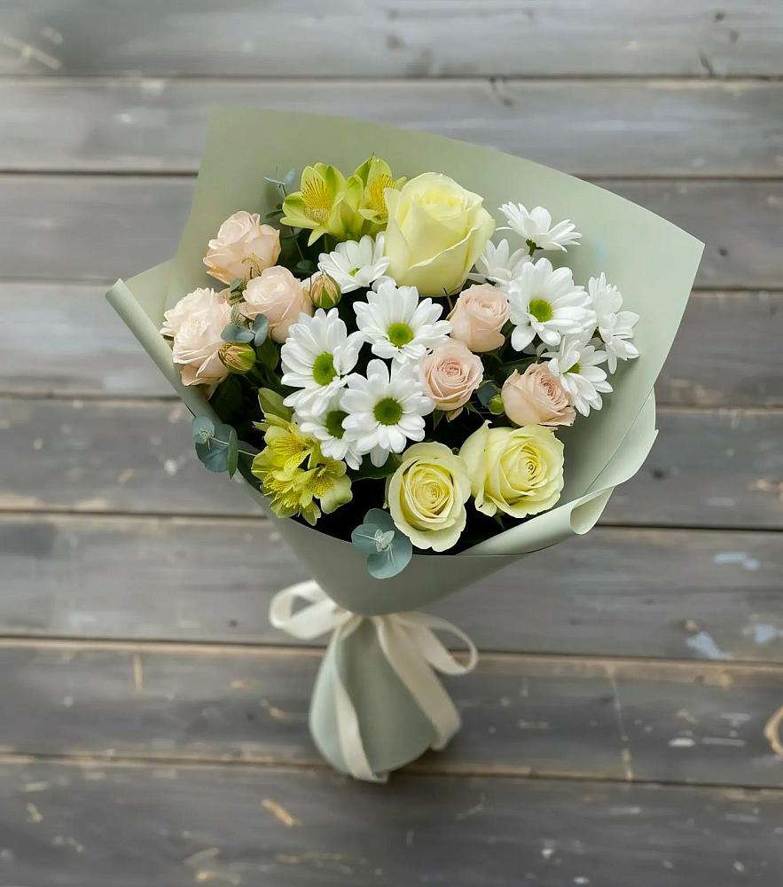 Букет цветов из: Альстромерии, Розы и Хризантемы в Советской Ставропольского края