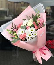 Букет цветов из:  Розы, Лизиантусы и Хризантемы в Советской Ставропольского края
