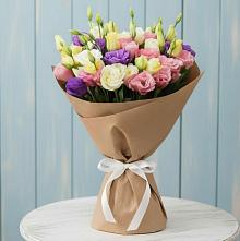 Букет цветов из:  Лизиантусы в Советской Ставропольского края