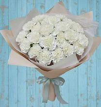 Букет цветов из:  Гвоздики в Советской Ставропольского края