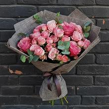 Букет цветов из:  Розы в Советской Ставропольского края